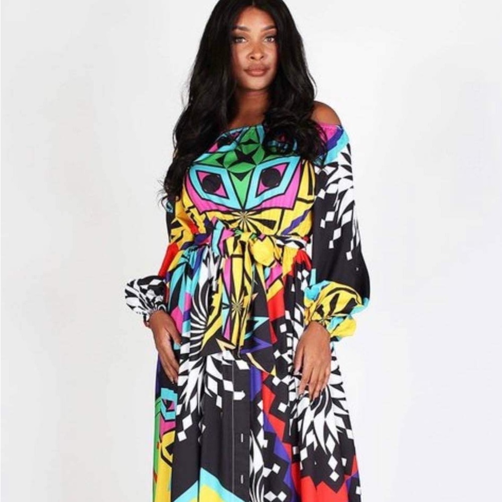 Very beautiful dress! You will gets a lot of compliments wearing this dress
